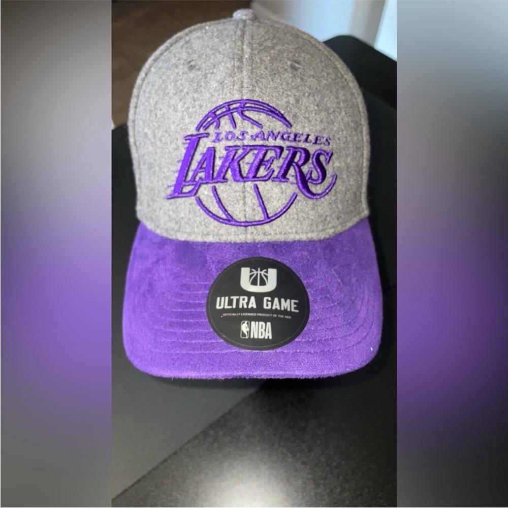 SOLDNWT NBA ultra game Los Angeles lakers cap - Picture 1 of 11